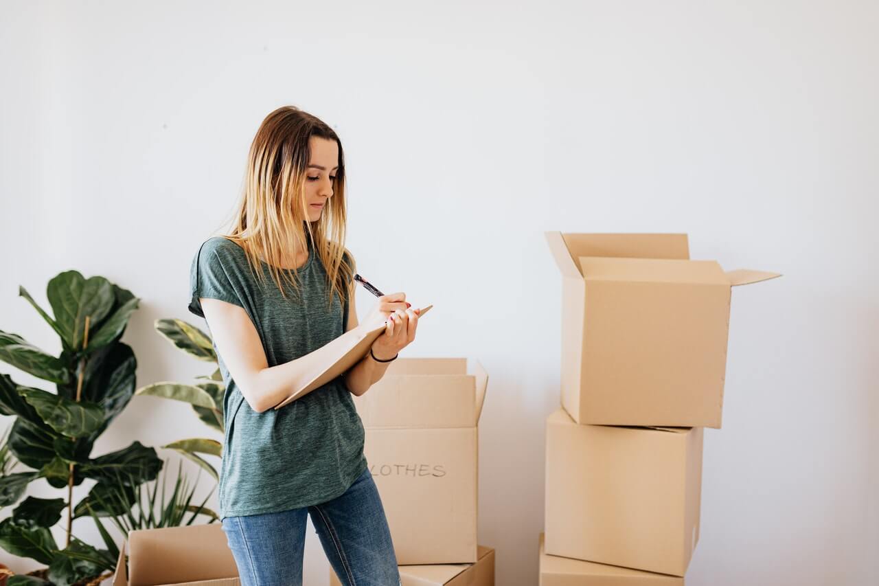 What Does a Move-Out Deep Cleaning Session Focus On in Hoboken NJ